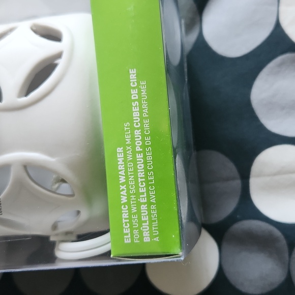 Electric wax warmer with melts - Picture 3 of 10